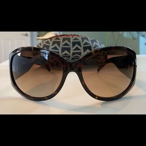 Michael Kors Sunglasses - Pasadena (M2711S)